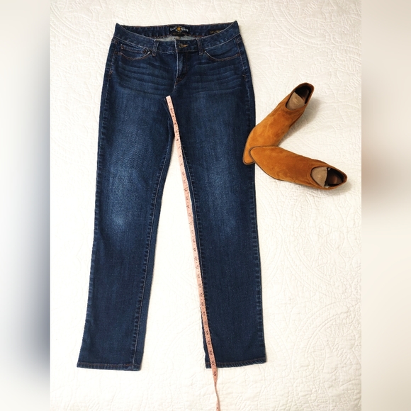 Lucky Brand jeans. - Picture 9 of 10